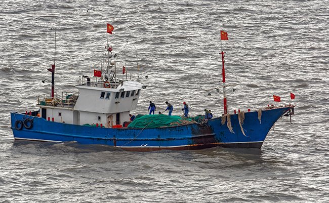 Chinese,Commercial,Fishing,Trawler,Boat,On,The,South,China,Sea