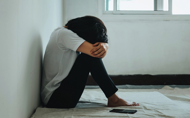 The,Depression,Woman,Hug,Her,Knee,And,Cry.,Sad,Woman