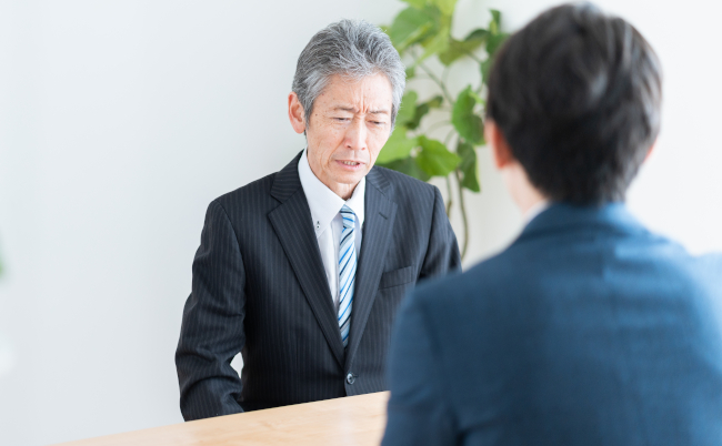 Asian,Businessmen,In,A,Meeting