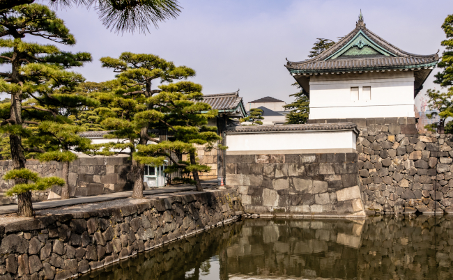 Guard,Tower,Over,Moat,By,Kikyomon,Gate,At,Tokyo,Imperial