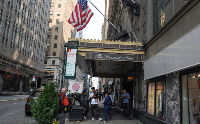 New,York,-,May,23,,2023:,Unidentified,Migrants,In,Front