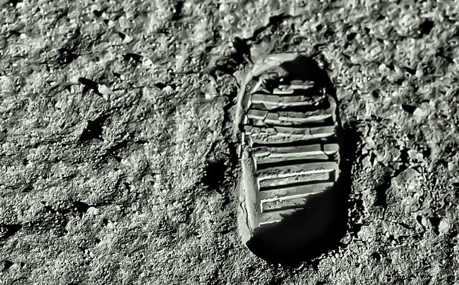 Buzz,Aldrin’s,Footprint,On,The,Moon.,Astronaut’s,Boot,Print,On