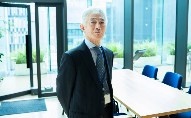 Portrait,Of,Manager,Man,Working,At,Company