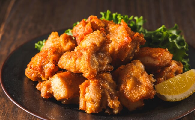 Japanese,Fried,Chicken,On,A,Plate
