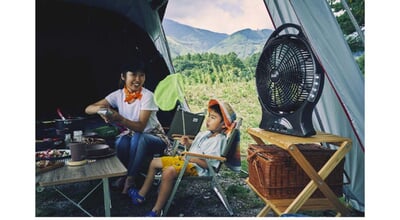 真夏のBBQもこれで快適！ライトも付いて持ち運び楽々なColemanの大型