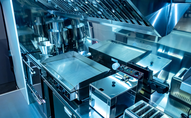 Small,Kitchen,Restaurant.,Equipment,In,The,Restaurant,Is,Made,Of