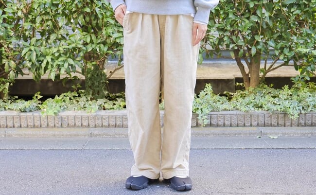 roomie_20241015-uniqlo-widepants-01.jpg