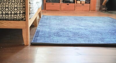 IKEAのラグが床の傷隠しにピッタリ！お手頃価格で秋冬に模様替えできる 