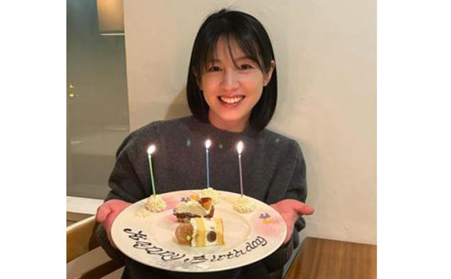 20241114miyauchi-sakuraba_eye