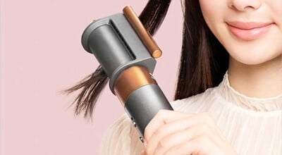 ダイソンのヘアケア製品が最大35％オフに。これ1台でドライから