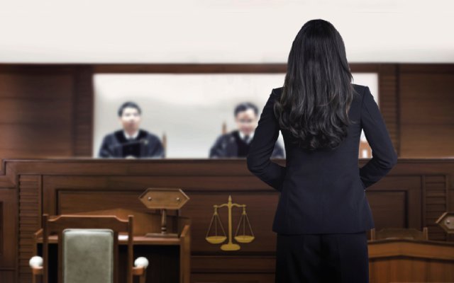 Attorney,Woman,On,Courtroom,Talking,To,Magistrate,In,Court,Box.