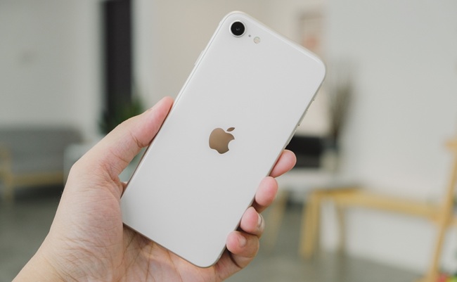 Bangkok,Thailand,:,Apple,Launch,New,Smartphone,Iphone,Se,3