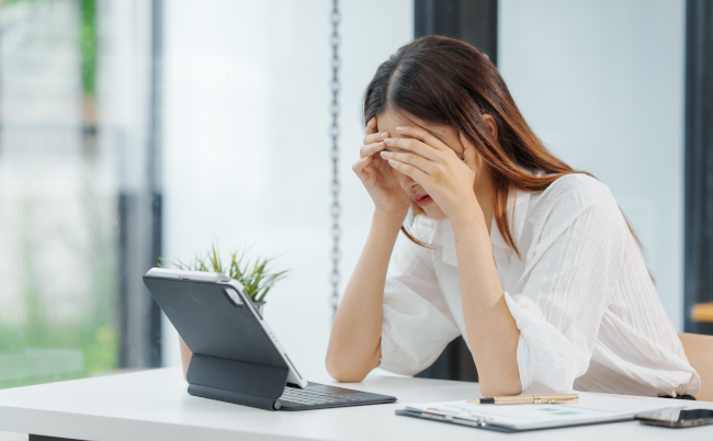 Businesswoman,And,Stress,,How,Can,They,Fight,It?,Pain,,Including