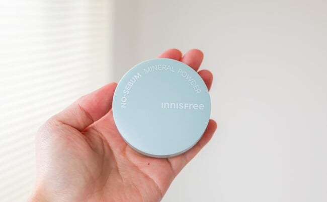 roomie_20250407-mio-innisfree-powder-01.jpg