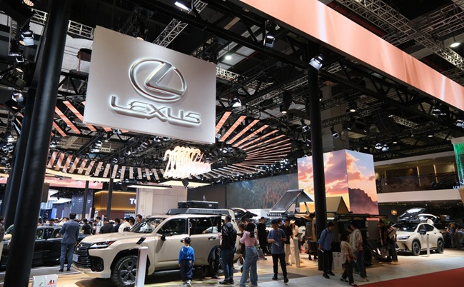 Shanghai,china-april,26th,2025:,Lexus,Brand,Booth,At,Shanghai,Auto,Show