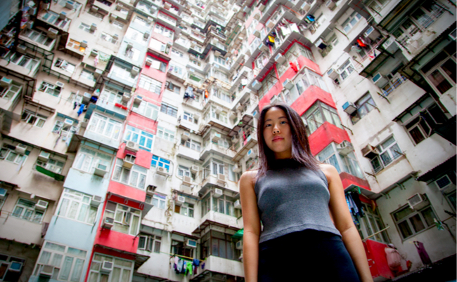 shutterstock_1698076375