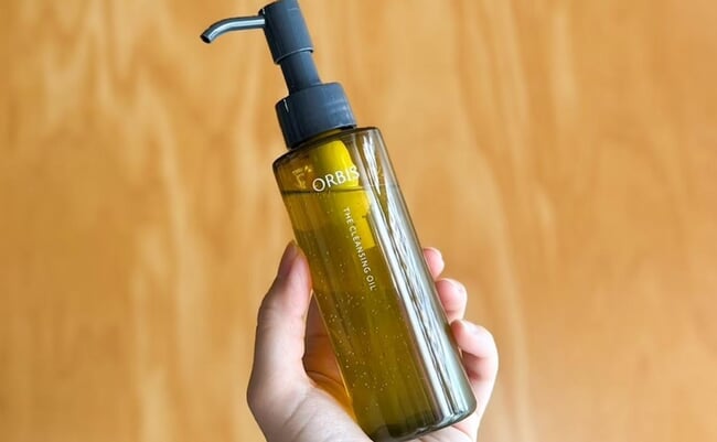 roomie_orbis-the-cleansing-oil6.jpg