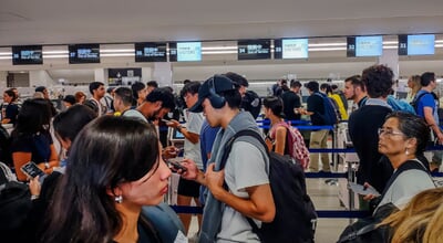 Tokyo,,Japan,-,July,22,2024:,Crowds,Of,Tourists,Lining