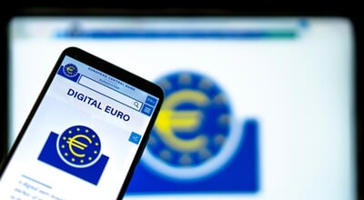 Digital,Euro,Currency,Symbol,On,European,Central,Bank,Website,