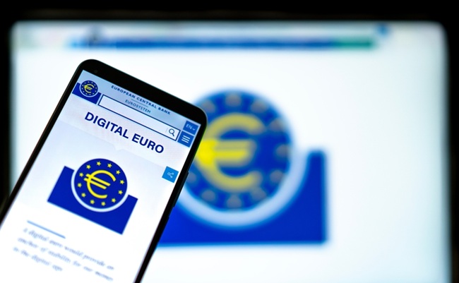 Digital,Euro,Currency,Symbol,On,European,Central,Bank,Website,