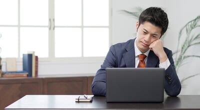 A,Businessman,Worried,In,Front,Of,A,Computer
