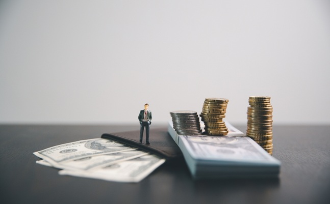 Save,Invest,Money,In,Stock,Coin,Market,,Business,Growth,,Financial