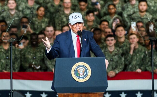 高市首相は聞かされていたのか?アメリカ国防総省すら驚いたトランプ「核実験の再開命令」に飛び交う“憶測” 高市首相は聞かされていたのか?アメリカ国防総省すら驚いたトランプ「核実験の再開命令」に飛び交う“憶測”