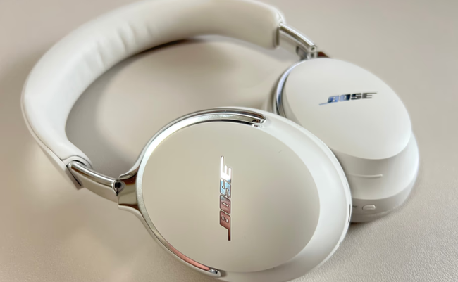 Bose「値下げ中の新作ヘッドホンか旧モデルか」一生悩んで徹底比較した