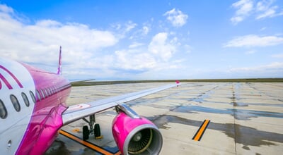 Osaka,japan,-,May,9,2018,:,Peach,Is,Japan's,First,True