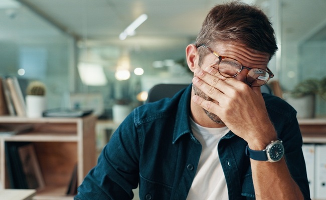 Man,,Night,And,Tired,Journalist,In,Office,With,Fatigue,,Deadline