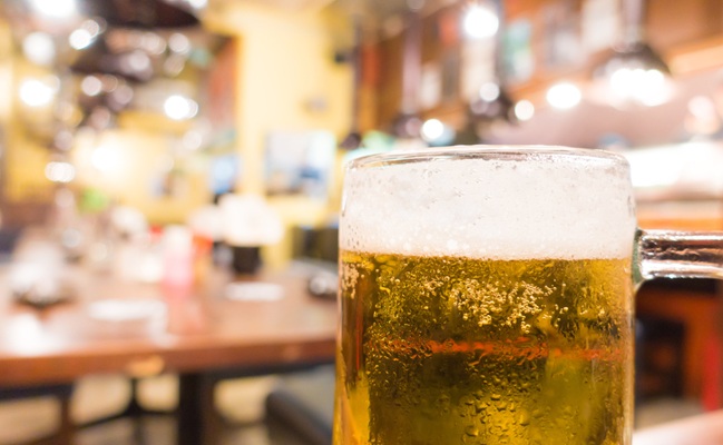 Cold,Beer,Jug,In,Izakaya,Japanese,Restaurant