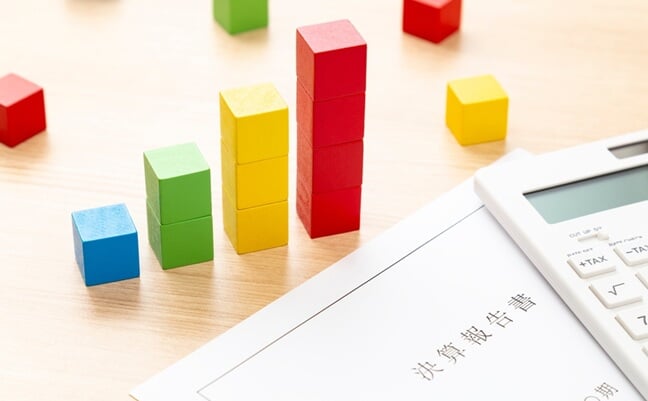 Translation:,Period,,Financial,Statement,,Issue,Building,Blocks,Graphs,And,Financial