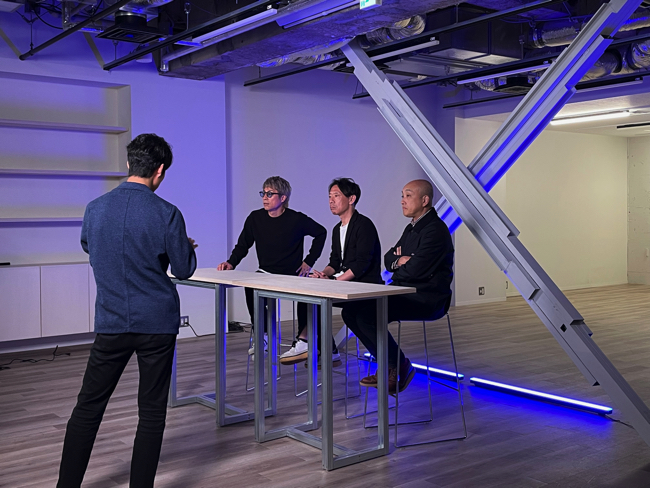 今井さん（写真中央）