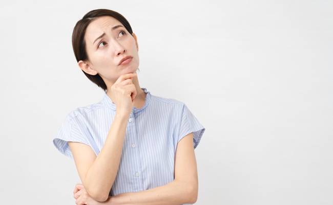 Young,Woman,Wearing,Short,Sleeve,Blouse