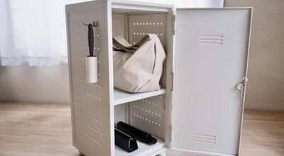 【クシャナ様へ】Vazzo ペグ キャビネット VAZZOの「ペグキャビネット」はおうちで使えるロッカー。カバンの定