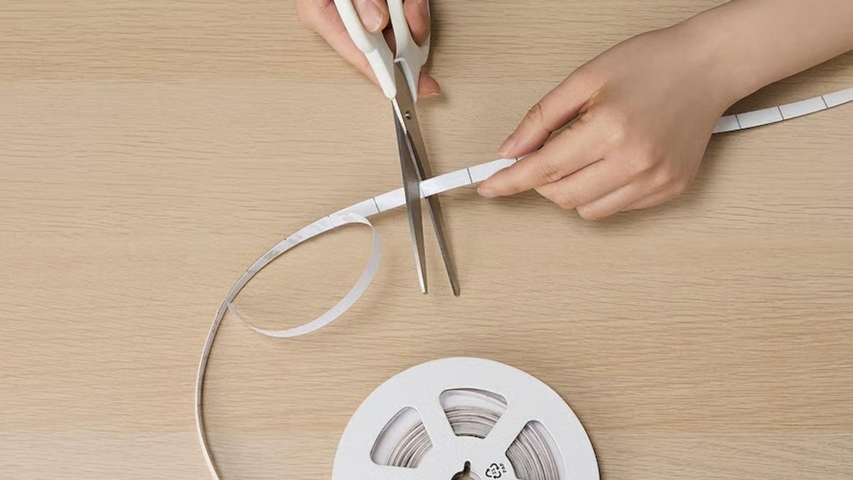 roomie_kabbleka-led-lighting-strip-with-usb-dimmable__1456862_pe992521_s5.jpg