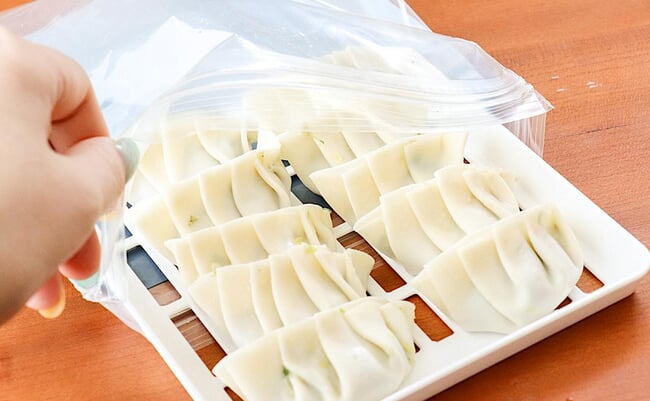 roomie_260416_nitori_freezingtray_01.jpg