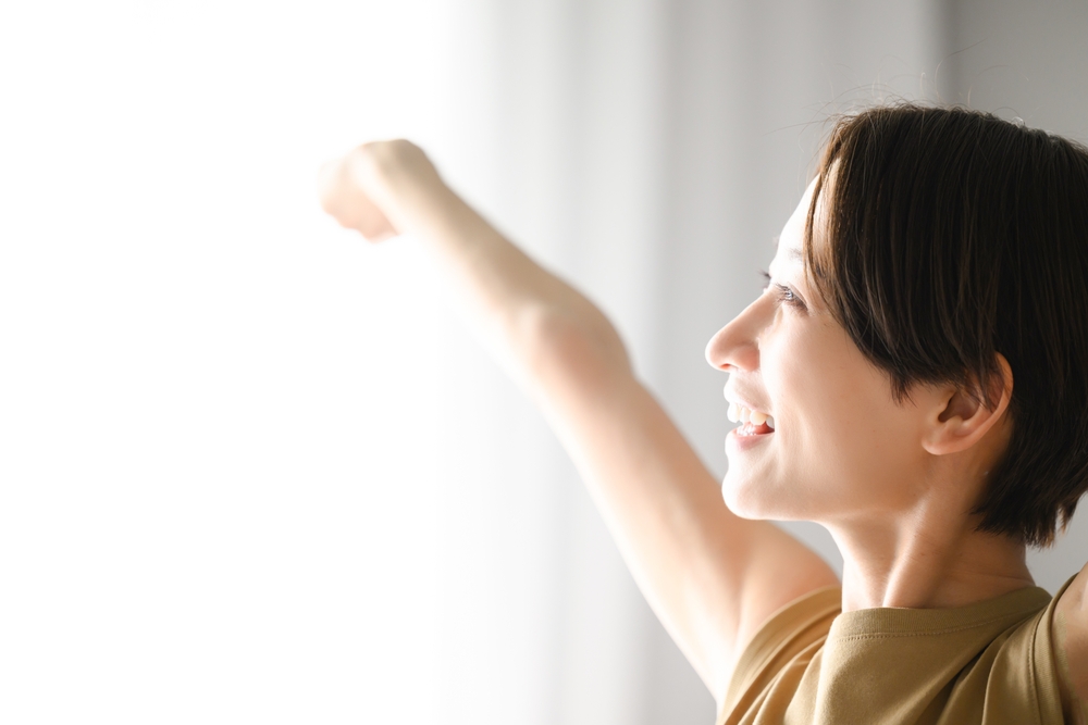 Woman,Stretching,Because,The,Morning,Sun,Feels,Good,Up,Copy