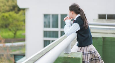 Japanese,Female,Junior,High,School,Student,Watching,The,Scenery