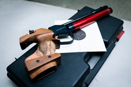 移住労働者を「人間」とも思っていないのか？韓国エアガン事件が暴いた「使い捨て労働」の闇