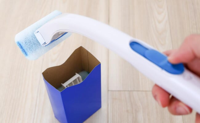 roomie_20260512-mio-scrubbingbubbles-sponge-cleaner-01.jpg