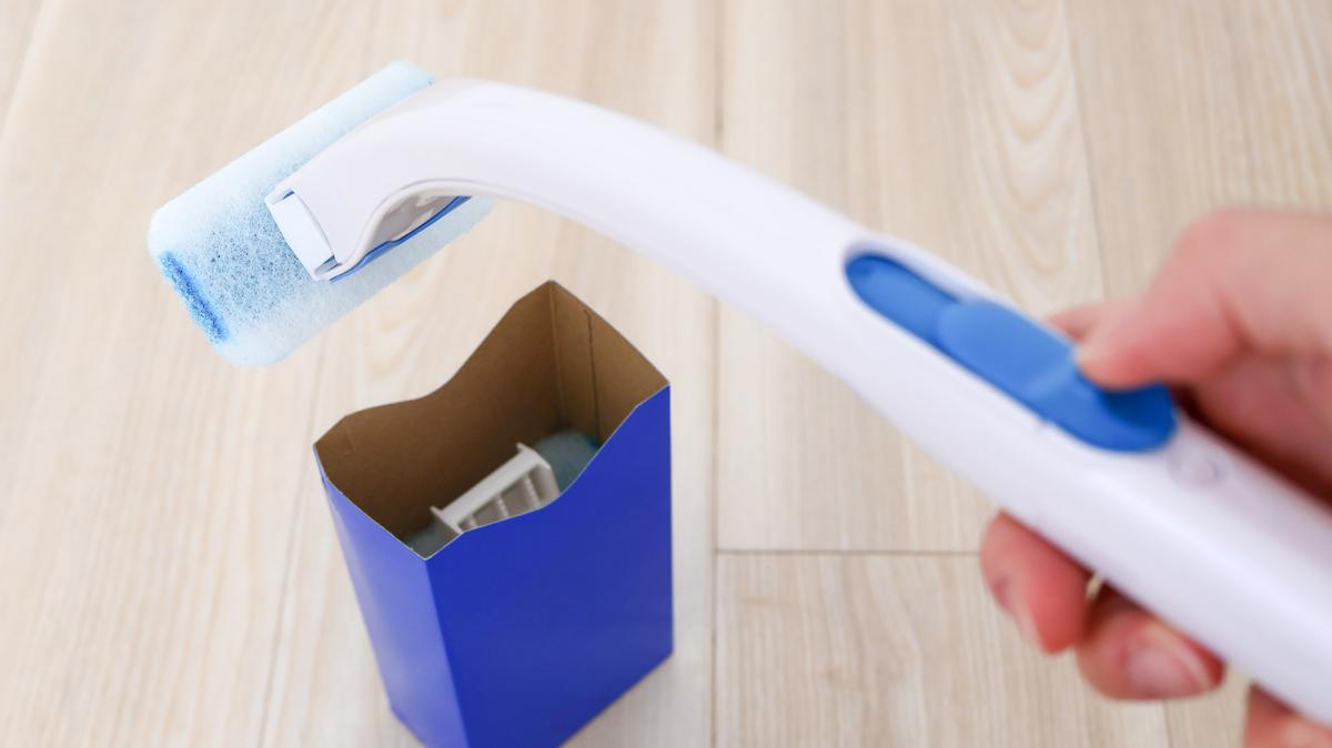 roomie_20260512-mio-scrubbingbubbles-sponge-cleaner-01.jpg