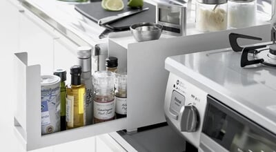 roomie_20260515-yamajitsu-kitchen-rack-01.jpg