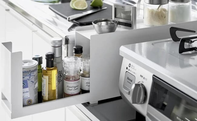 roomie_20260515-yamajitsu-kitchen-rack-01.jpg
