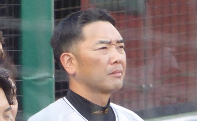 Shinnosuke_Abe_as_manager-1