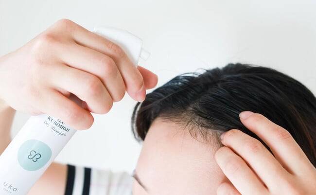roomie_20260615-mio-uka-izu-dryshampoo-01.jpg