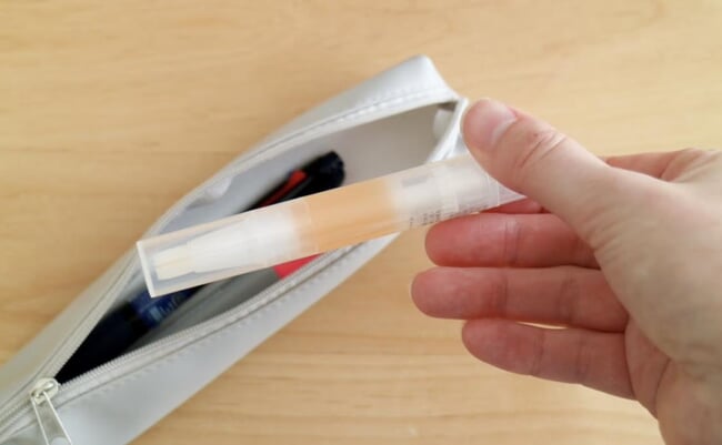 roomie_230215_muji-nailcareoil_8-1-1.jpg