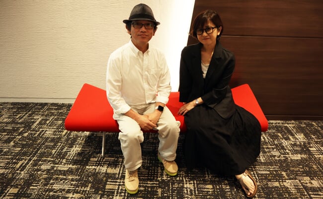 左より、松田洋治さん、長谷川真弓さん