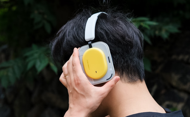 roomie_Nothing-Headphonea-TOP-1.png