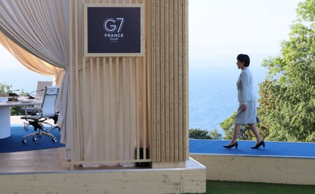 高市早苗から「笑顔」の仮面が剥ぎ取られた瞬間。G7サミットで露呈した“孤独な政治家”の素顔